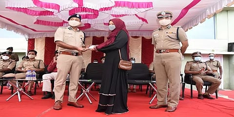 1 கோடி மதிப்பிலான 863 செல்போன்களை மீட்ட சென்னை காவல்துறை : 3 மாதங்களில் அதிரடி நடவடிக்கை