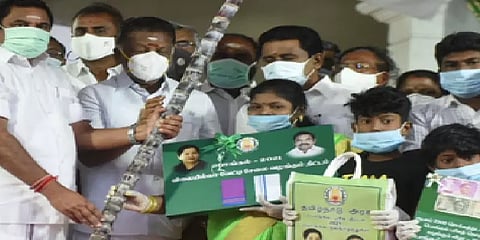 பொங்கல் பரிசுக்கு இன்று முதல் டோக்கன்