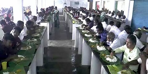 புதுக்கோட்டை: களைகட்டும் கலாசார மொய் விருந்து... கோடிகள் குவியுமா?