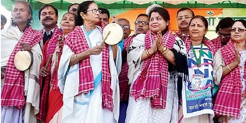 '45 தொகுதிகளில் வாக்கு வங்கி'- மம்தா, பாஜக குறி... அதிகம் அறியப்படாத சமூகத்தின் பின்புலம்!