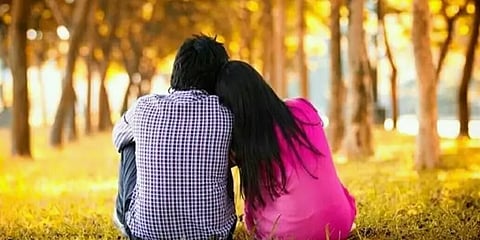 மேஜர் தம்பதியினரை பிரித்து வைத்த பெற்றோர்... சேர்த்து வைத்த அலகாபாத் உயர்நீதிமன்றம்