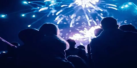 புத்தாண்டு கட்டுப்பாடுகளை அறிவித்த சென்னை காவல்துறை: ஹோட்டல், பார்களுக்கு அனுமதியில்லை