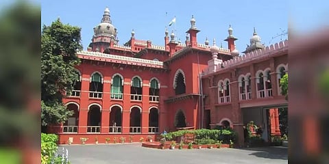 சென்னை உயர் நீதிமன்ற தலைமை நீதிபதியாக சஞ்சீவ் பானர்ஜி நியமனம்