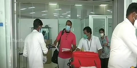 பிரிட்டனில் இருந்து தமிழகம் வந்த 205 பேரை தேடும் சுகாதாரத்துறை!