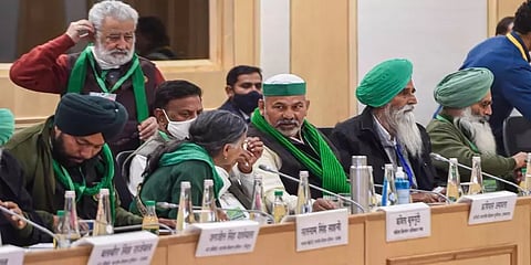 “வேளாண் சட்டங்களை திரும்ப பெற முடியாது” விவசாயிகளுடன் நடந்த பேச்சுவார்த்தை தோல்வி!