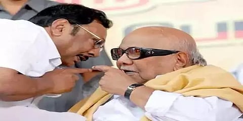 ஃப்ளாஷ்பேக் முதல் புதிய 'மூவ்' வரை... - ஸ்டாலினை அசைத்துப் பார்க்கிறாரா அழகிரி?