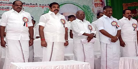 'கூட்டணியை ஓபிஎஸ், இபிஎஸ் இறுதி செய்வர்' - அதிமுகவின் 16 தீர்மானங்கள்