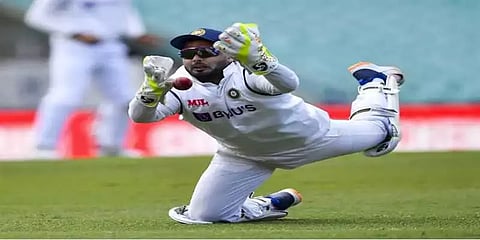 “எவ்வளவு கேட்சுகள்தான் கோட்டை விடுவீர்கள்”: ரிஷப் பண்ட் மீது எழும் அடுக்கடுக்கான கேள்விகள்