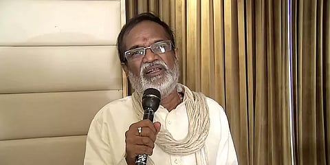 "தேசியக் கட்சிகளை அனுசரித்துதான் மாநில கட்சிகள் இருக்க வேண்டிய நிலை"-கங்கை அமரன்