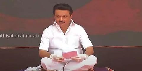 ராயபுரம்: ஸ்டாலினை நோக்கி நடந்துவந்த மூதாட்டியால் பரபரப்பு!