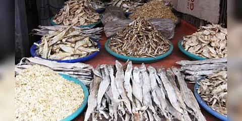 கடலூர் சந்தையில் ரூ.75 லட்சத்திற்கு கருவாடு விற்பனை