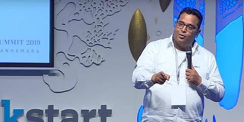 “வாட்ஸ் அப் ஃபேஸ்புக்கிற்கு முழுக்கு போட்டுவிட்டு சிக்னல்-க்கு மாறும் நேரம்இது” : பேடிஎம்