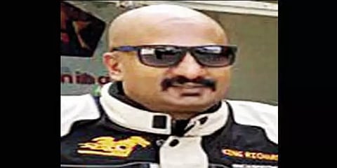 ஒட்டகத்தின் மீது மோதிய பைக் - பிரபல பெங்களூரு பைக் ரைடர் ரிச்சர்டு பரிதாப மரணம்