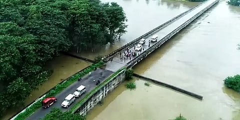 தென்மாவட்டங்களில் தொடர் கனமழை: வெள்ளக்காடானது தூத்துக்குடி, நெல்லை மாவட்டங்கள்