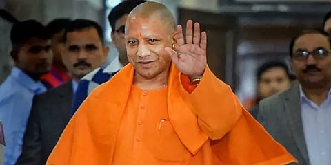 அயோத்தியில் ராமர் கோயில் கட்ட ரூ.2 லட்சம் நன்கொடை வழங்கிய யோகி ஆதித்யநாத்!