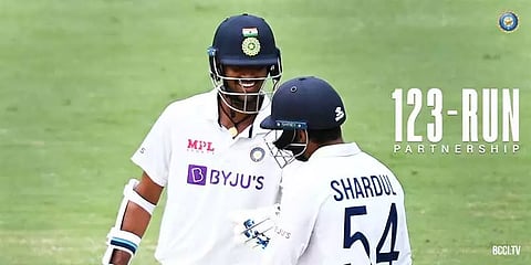 “டெஸ்ட் கிரிக்கெட்டின் அசல் ஆட்டம் இது”-வாஷிங்டன் சுந்தர் மற்றும் தாக்கூரை புகழ்ந்த கோலி!