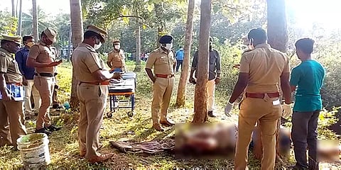 வாணியம்பாடி: சாக்கு மூட்டையில் அழுகிய நிலையில் ஆண் சடலம்; கொலையாளிகளை தேடும் போலீசார்!