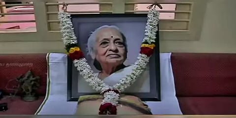 சென்னை அடையாறு புற்றுநோய் மருத்துவமனை தலைவர் சாந்தா (93) காலமானார்