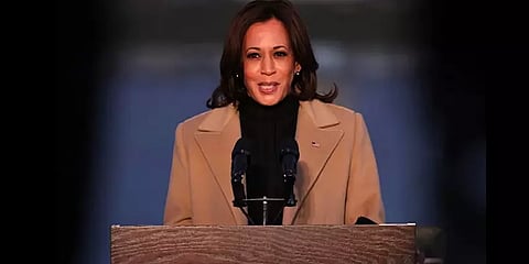 இந்திய வம்சாவளி.. பெண்ணிய புரட்சியாளர்.. அமெரிக்க துணை அதிபர் கமலாவும்.. சென்னையும்!