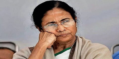 அடுத்தடுத்து விழும் மம்தா அமைச்சர்களின் விக்கெட்.. மேற்கு வங்கத்தில் அரசியல் டுவிஸ்ட்!