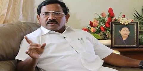 சசிகலா விரைவில் குணமாகி தமிழகம் வர வேண்டும் - அமைச்சர் பாண்டியராஜன்