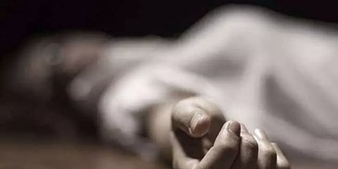 உ.பி.யில் ரஷ்ய பெண் மாடியிலிருந்து குதித்து தற்கொலை!