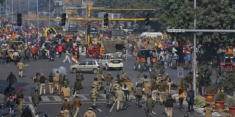 விவசாயிகள் உடனான பேச்சுவார்த்தை இனி தொடருமா? - வன்முறைக்குப் பின் 'கடுமை' காட்டும் அரசு!