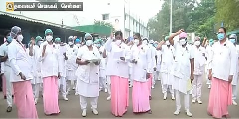 ”மத்திய அரசுக்கு இணையான ஊதியம்” 5 அம்ச கோரிக்கைகளை வலியுறுத்தி செவிலியர்கள் போராட்டம்