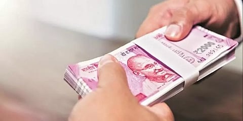 ஏப்ரல் முதல் நடைமுறைக்கு வரும் புதிய ஊதியக் கொள்கை.. என்ன பலன்? என்ன இழப்பு? ஓர் அலசல்