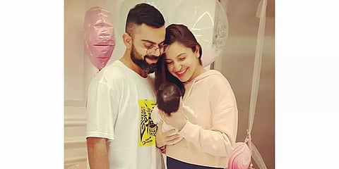 3 எழுத்தில் முத்தான பெயரை மகளுக்கு சூட்டிய கோலி – அனுஷ்கா