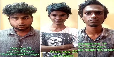 விழுப்புரம்: ஃபேஸ்புக் நண்பரிடம் கத்தியை காட்டி மிரட்டி நகை பணம் கொள்ளை... 3 பேர் கைது
