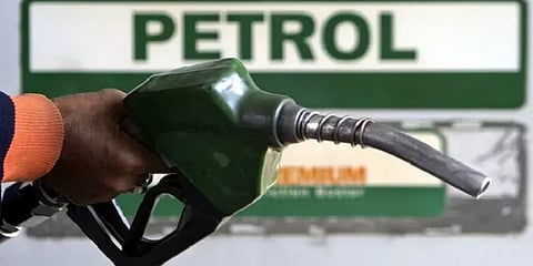 அக்ரி செஸ் எதிரொலி: உயருகிறதா பெட்ரோல், டீசல் விலை?