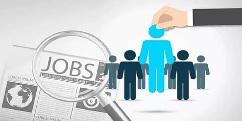 இளைஞர வேலைவாய்ப்பு, தொழிலாளர் காப்பீடு குறித்து நாடாளுமன்றத்தில் புதிய அறிவிப்புகள்