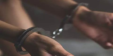 ஹைதராபாத்: காதலை ஏற்கமறுத்த பெண்ணை கோடரியால் தாக்கிய நபர் கைது