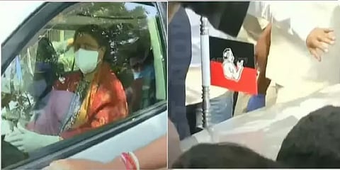 சசிகலா காரில் அதிமுக கொடி - அமைச்சர்கள் டிஜிபியிடம் புகார்