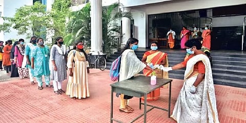 வாரத்திற்கு 6 நாட்கள் கல்லூரிகள் செயல்படும்: தமிழக அரசு