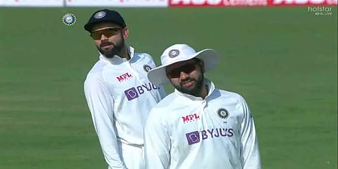 புதுசா கிடைச்ச மீம் டெம்பிளேட்.. வைரலான கோலி, ரோகித் சர்மாவின் போட்டோ!