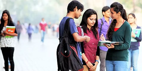 இந்திய நூலாசிரியர்களின் புத்தகங்களை கொண்டு பொறியியல் படிப்புகளை கற்பிக்க வேண்டும்: ஏஐசிடிஇ