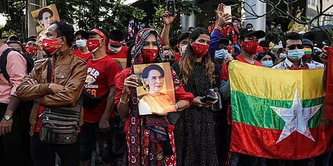 PT Web Explainer: மியான்மரில் ராணுவத்திடம் அதிகாரம் எப்போதும் ஓங்கியிருப்பது ஏன்?