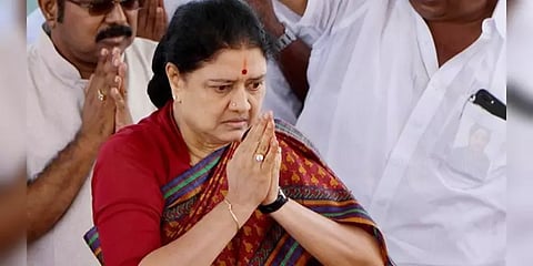 தமிழகம் திரும்புகிறார் சசிகலா...வரவேற்புக்கு தயாரான அமமுக...பாதுகாப்பை பலப்படுத்திய போலீஸ்