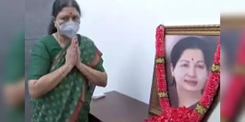 23 மணி நேர கார் பயணம்... சென்னை திரும்பினார் சசிகலா