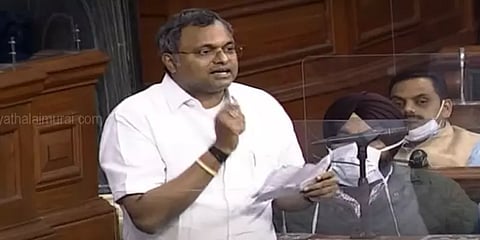 “நீ பேசுறது எனக்கு புரியல”- இந்தியில் கோஷமிட்டவர்களுக்கு தமிழில் கார்த்தி சிதம்பரம் பதிலடி