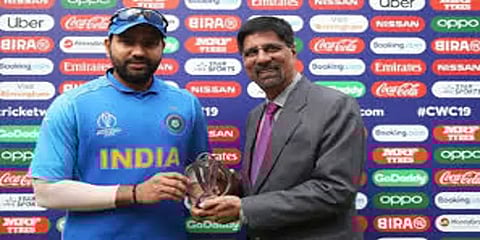 "ரோகித் சர்மா தன்னுடைய பேட்டிங் ஸ்டைலை மாற்றக் கூடாது"- ஸ்ரீகாந்த்