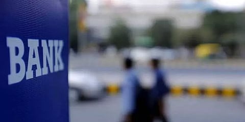 தனியார்மயமாக்கல்: 'முதற்கட்டமாக 4 வங்கிகளை தெரிவு செய்தது மத்திய அரசு'!