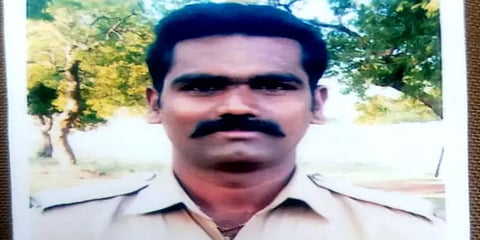 திருச்சி: சாலை விபத்தில் திருமணமான 20 நாளில் காவலர் பரிதாபமாக உயிரிழப்பு