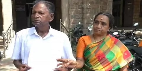 வசிக்க வீடு வழங்கக்கோரி மனு அளித்த முன்னாள் எம்.எல்.ஏ – யார் இவர்?