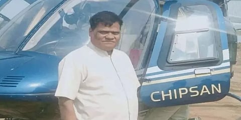 பால் வியாபாரத்திற்காக ரூ.30 கோடி செலவில் ஹெலிகாப்டர் வாங்கிய பால்காரர்