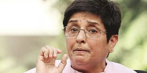 அரசியலமைப்புக்குட்பட்டு கடமையை செய்தேன்: கிரண்பேடி அறிக்கை