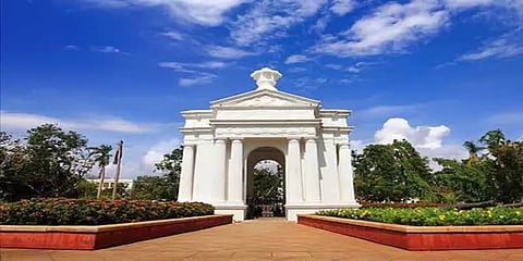 'இதுவரை நிதி, நிர்வாக நெருக்கடி… இப்போது அரசியல் நெருக்கடி…' - புதுச்சேரி அரசு இனி?