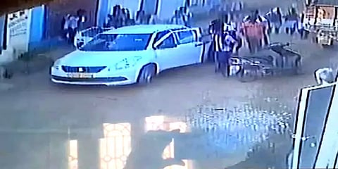 சென்னையில் +2 மாணவன் கடத்தல்; சிசிடிவி காட்சிகளைக் கொண்டு போலீஸ் விசாரணை